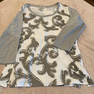 Parsely & Sage Brand,  Large sized, White & Gray Top